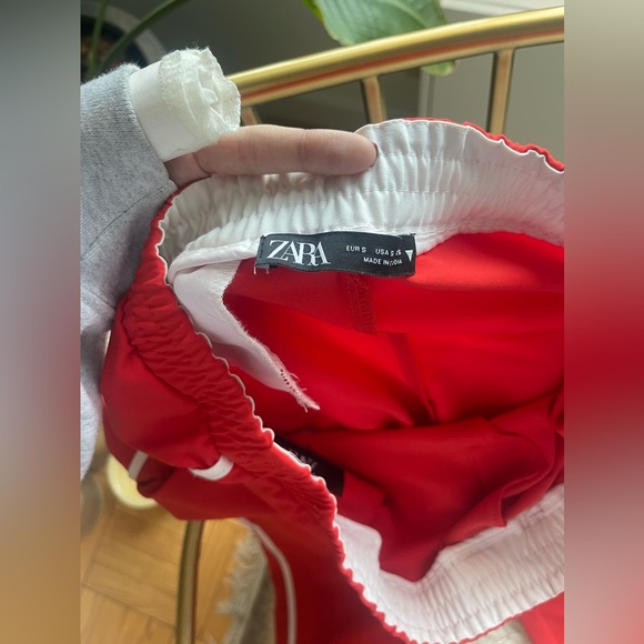 Side Stripe cropped pants Red/white - Picture 3 of 3